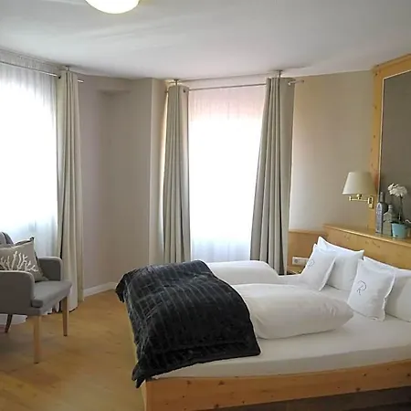 Ratsstuben Hotel 3*