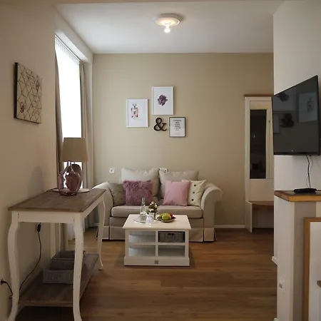 Ratsstuben 3* لينداو