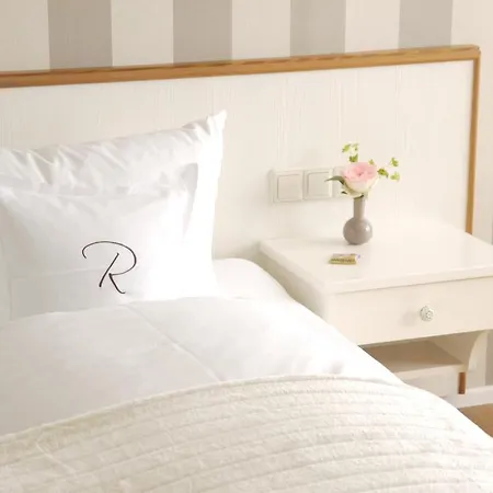 Ratsstuben Hotel 3*